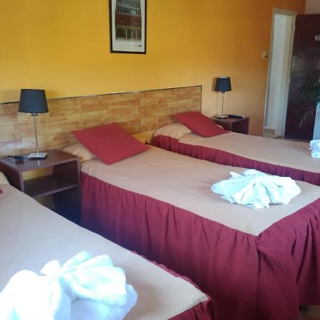 Hotel Aoma Villa Carlos Paz Eksteriør billede