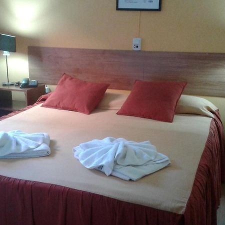 Hotel Aoma Villa Carlos Paz Eksteriør billede