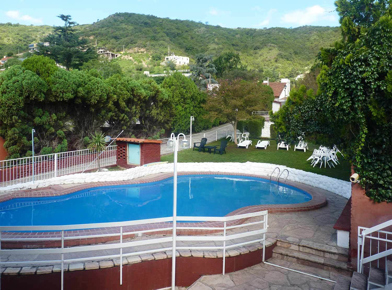Hotel Aoma Villa Carlos Paz Eksteriør billede