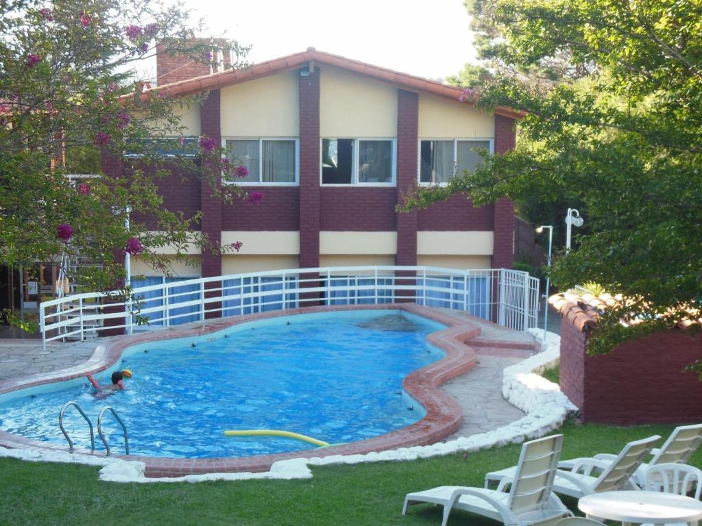 Hotel Aoma Villa Carlos Paz Eksteriør billede